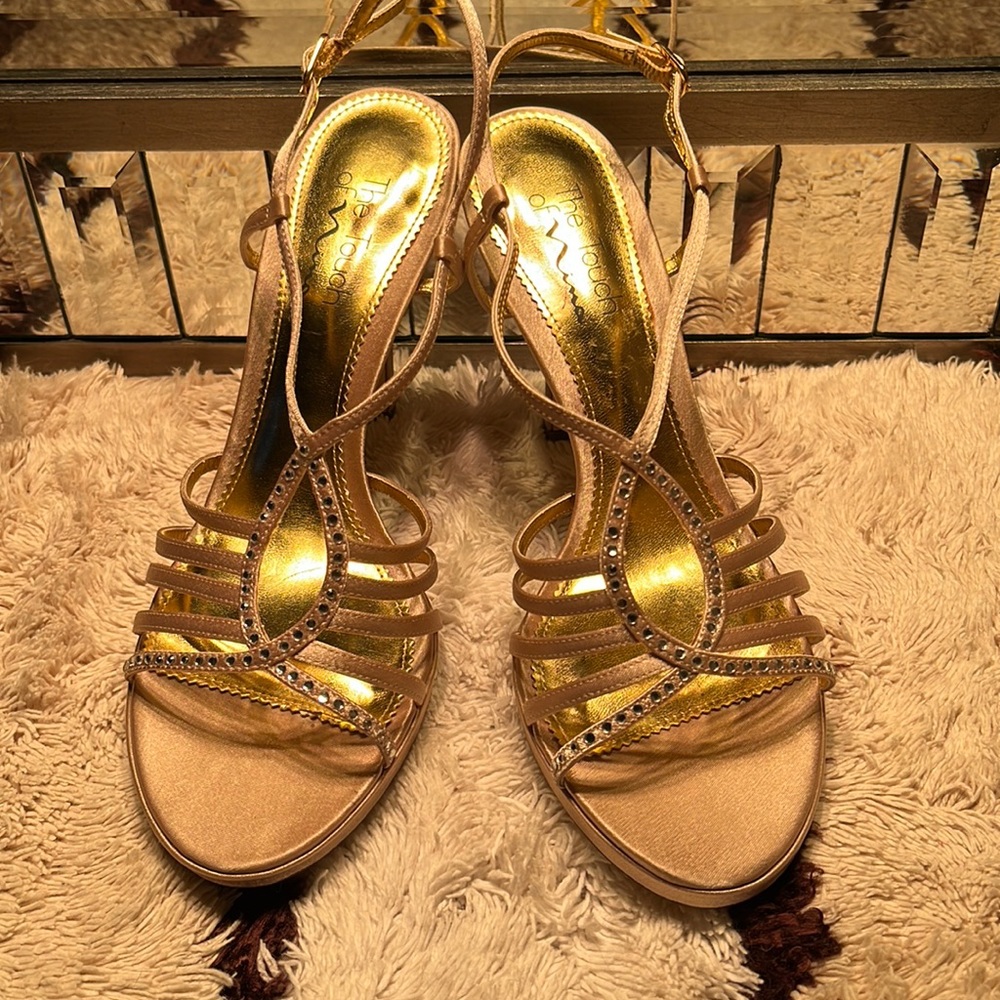 NWOT Nina Satin Sandals